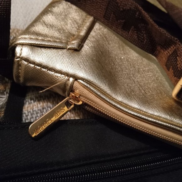 Like New purse lot/bundle Michael Kors Travelon - Picture 10 of 10